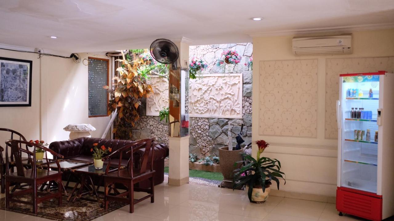Zen Boutique Syariah Hotel Jacarta Exterior foto